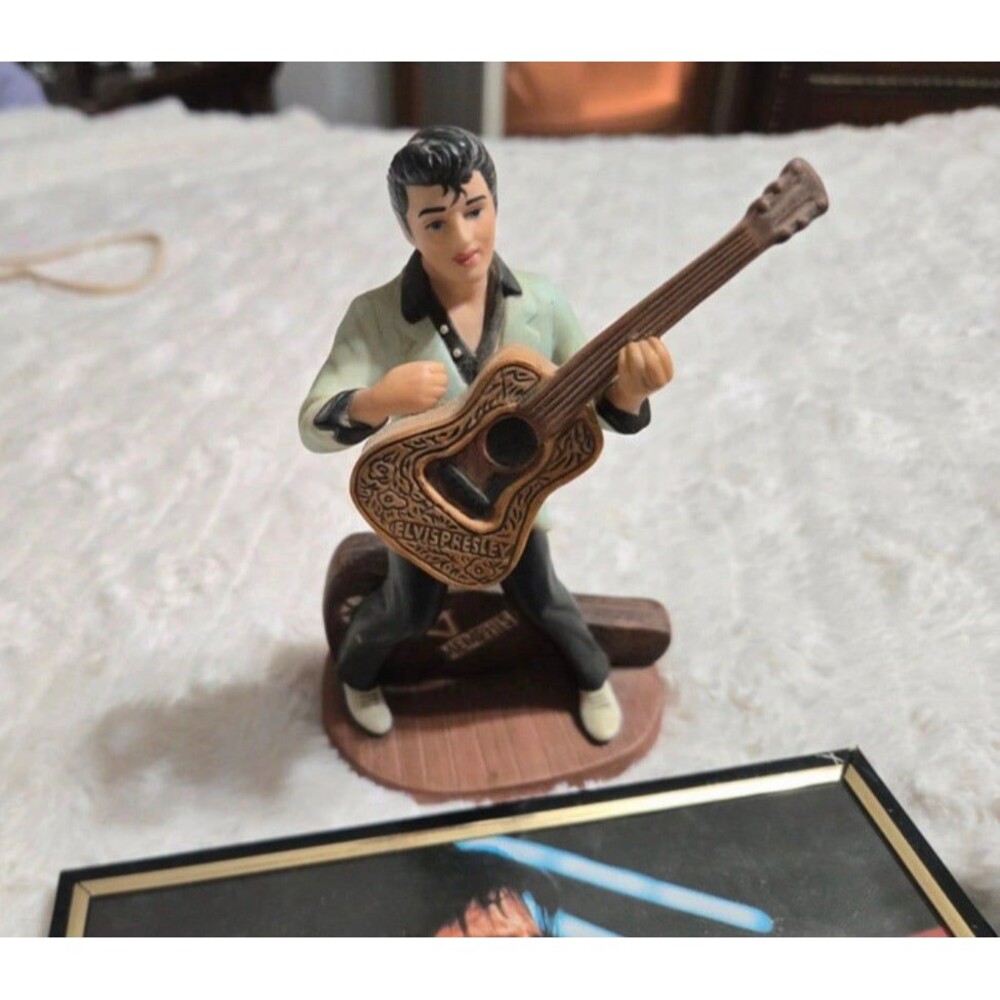 Vintage 1987 Elvis Presley Memphis Avon Porcelain Figurine